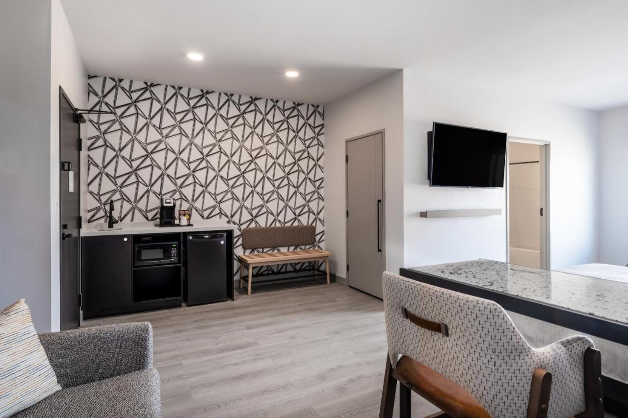 Atwell Suites - Denver Airport Tower Road By Ihg Екстер'єр фото